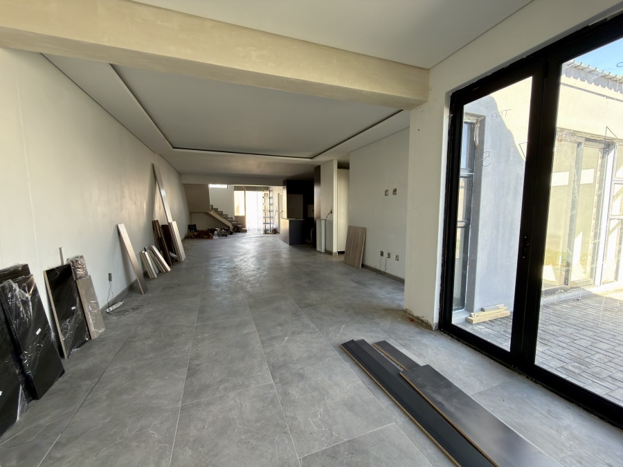 4 Bedroom Property for Sale in Sandown Western Cape